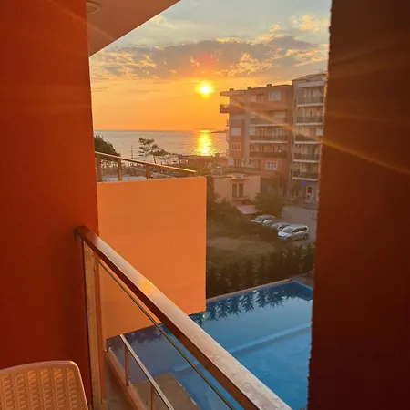 Shengjin Apartamento