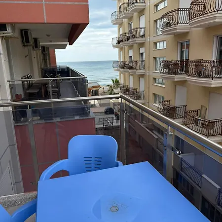 Shengjin Apartment *