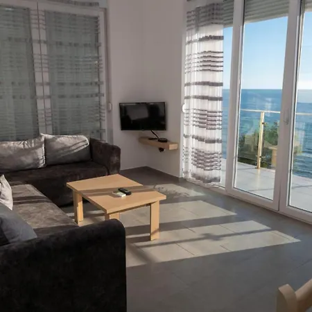 Shengjin Holidays K Appartement *